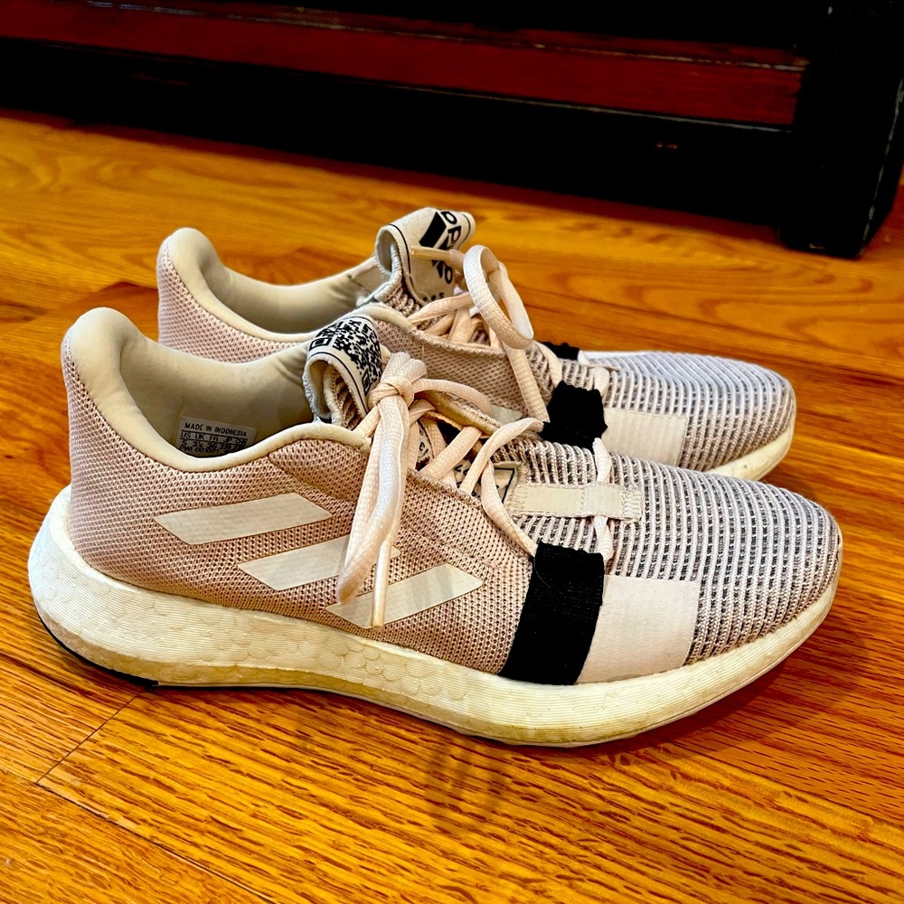 Adidas Sneakers
